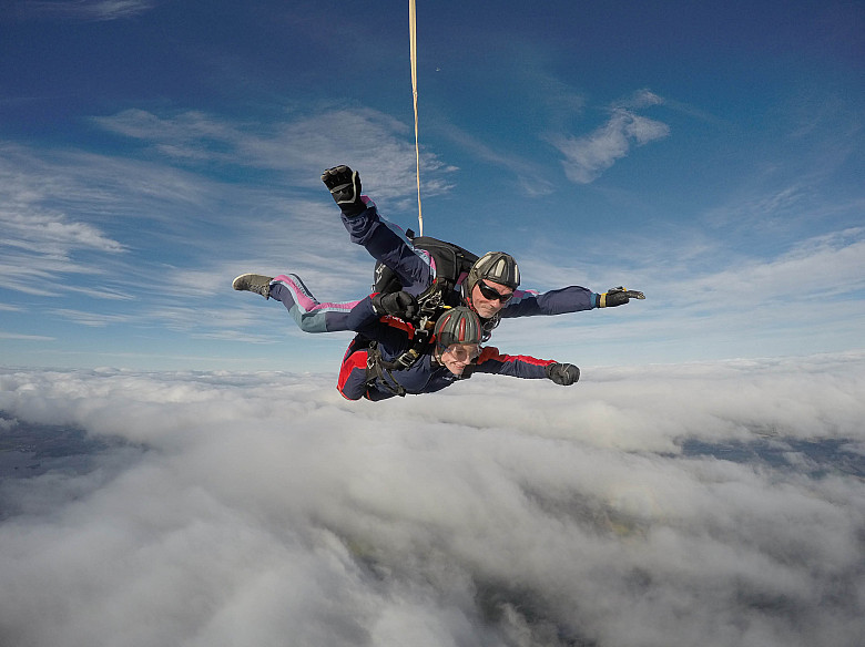 Sponsored skydive for MS Scotland