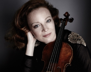  Mozart's 'Jupiter' concerts - a photo of Carolin Widmann with her violin